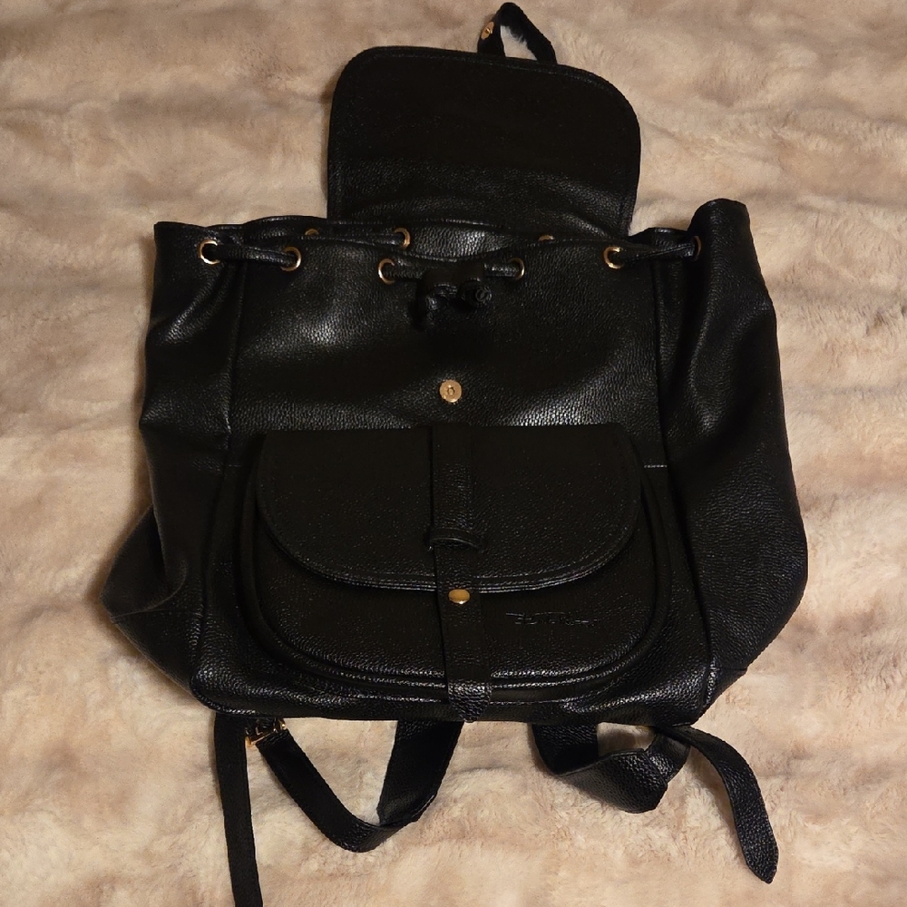 Bella Russo Black Backpack for Women - Picture 2 of 7